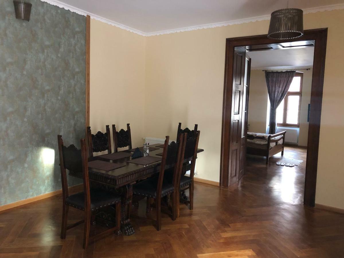 Old Historical Centre Apartment 브라쇼브 외부 사진
