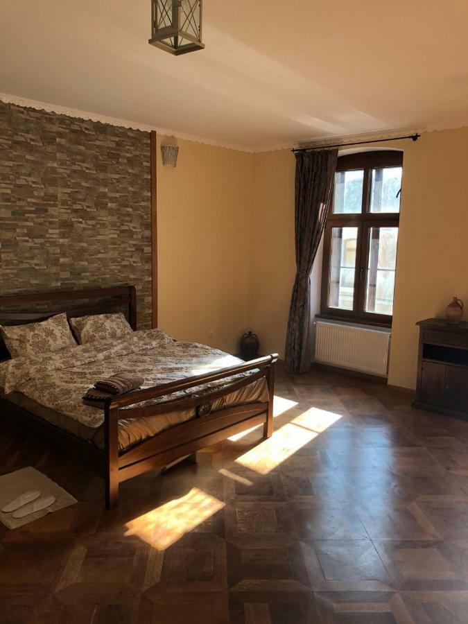 Old Historical Centre Apartment 브라쇼브 외부 사진